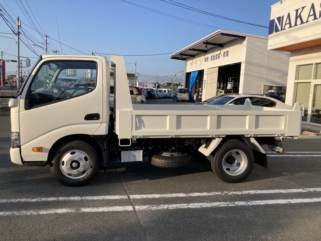 Hino DUTRO 2023-07 13945-5