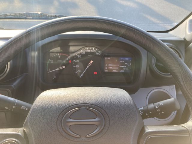 Hino DUTRO 2023-07 13945-20