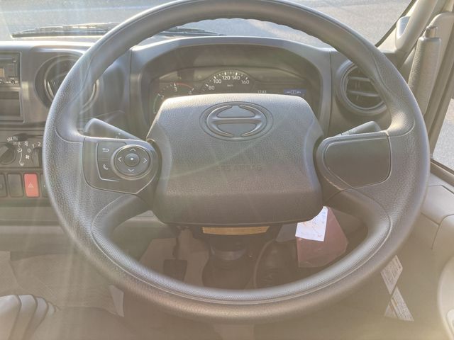 Hino DUTRO 2023-07 13945-19