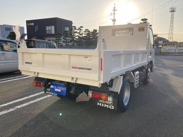 Hino DUTRO 2023-07 13945-8