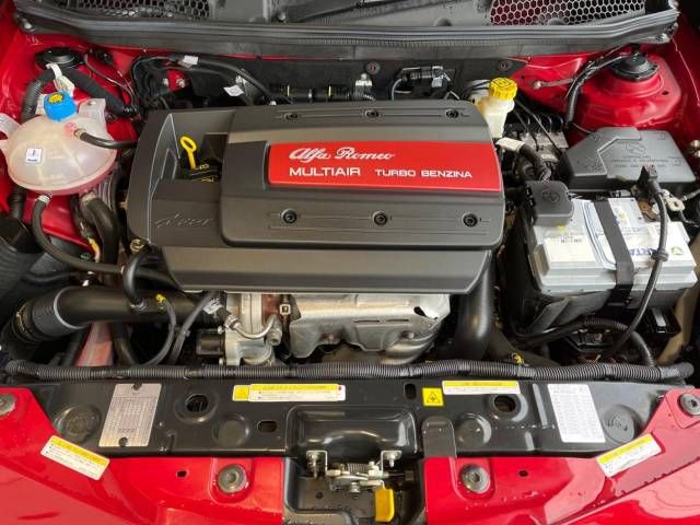 ALFA ROMEO GIULIETTA 2014-12 183835-19