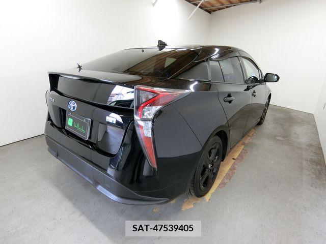 Toyota PRIUS 2016-11 205369-13
