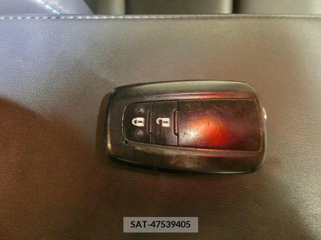 Toyota PRIUS 2016-11 205369-18