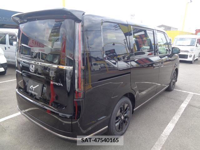 Honda e 2024-07 352533-4