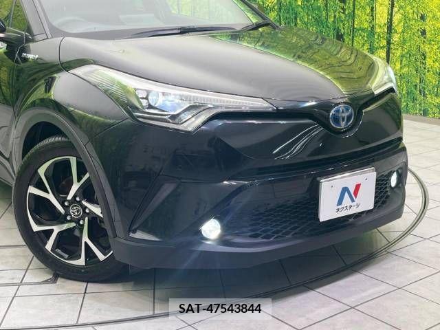 Toyota C-HR 2017-02 295002-12