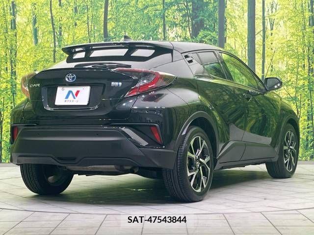 Toyota C-HR 2017-02 295002-17