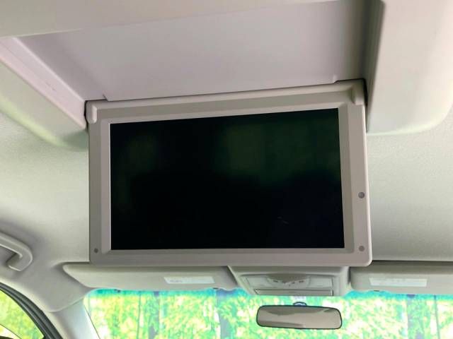 Nissan ELGRAND 2012-06 8601-2
