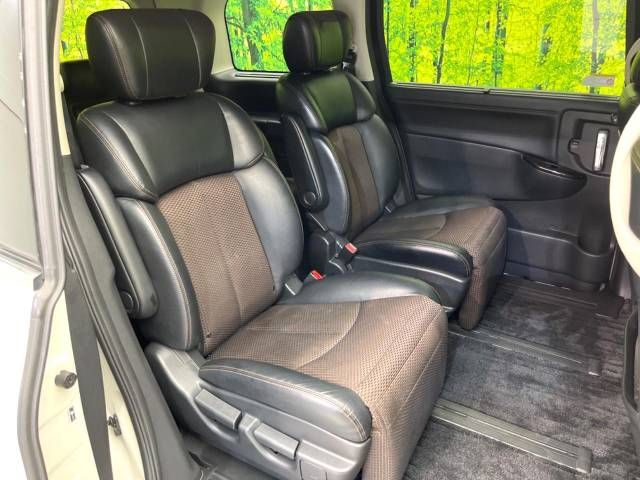 Nissan ELGRAND 2012-06 8601-8