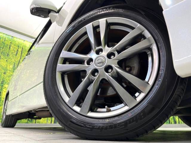 Nissan ELGRAND 2012-06 8601-13