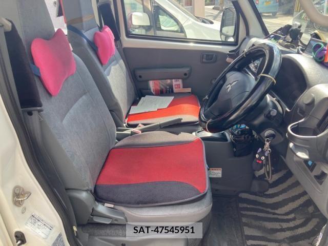 Mitsubishi MINICAB VAN 2012-11 355070-11