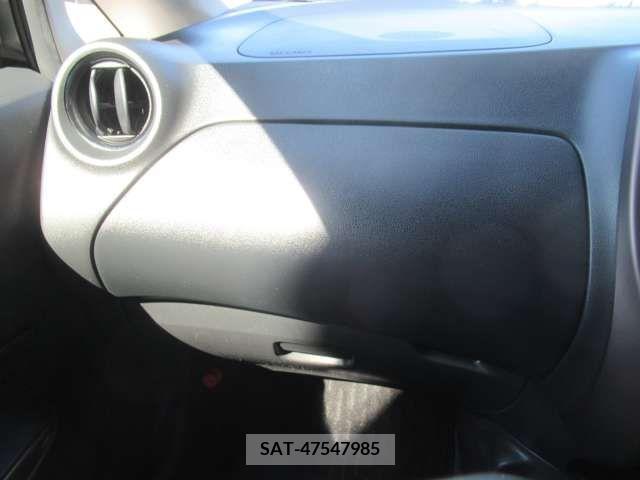 Nissan NOTE 2019-05 329055-5
