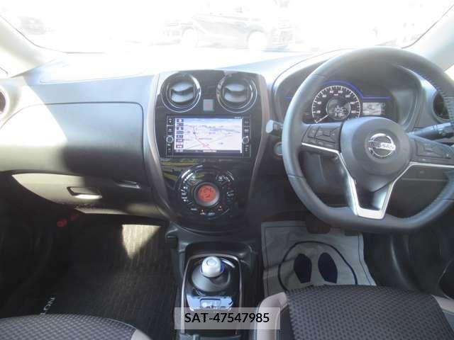 Nissan NOTE 2019-05 329055-4