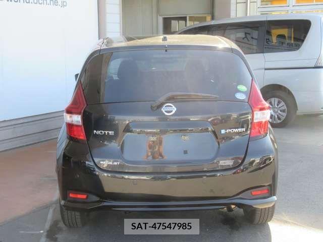 Nissan NOTE 2019-05 329055-14