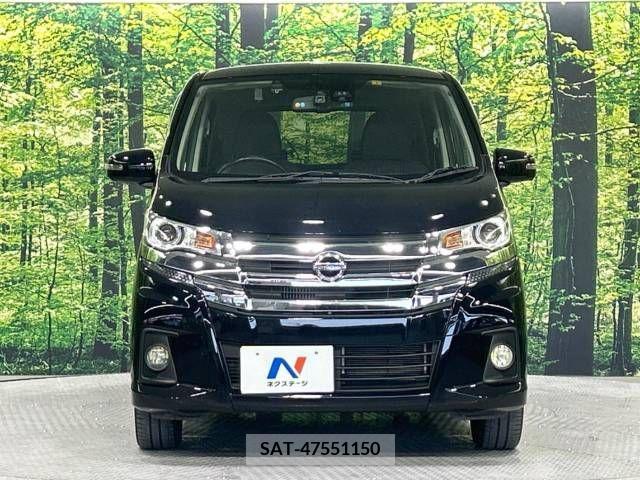 Nissan DAYZ 2016-01 323336-14