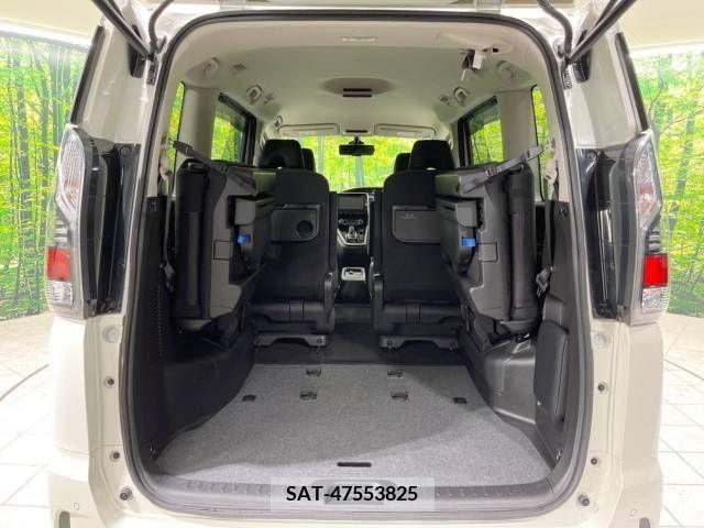 Nissan SERENA 2018-10 211817-11