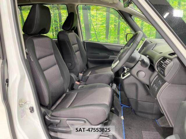 Nissan SERENA 2018-10 211817-8