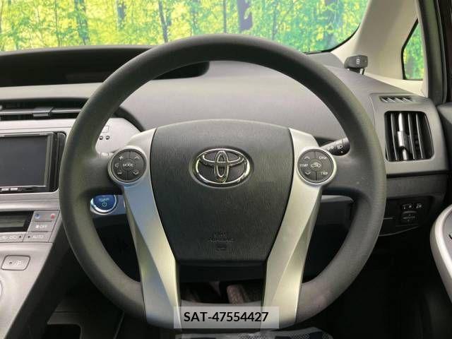 Toyota PRIUS 2013-08 322117-9