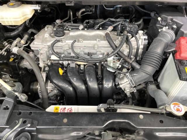 Toyota VOXY 2018-08 188354-19