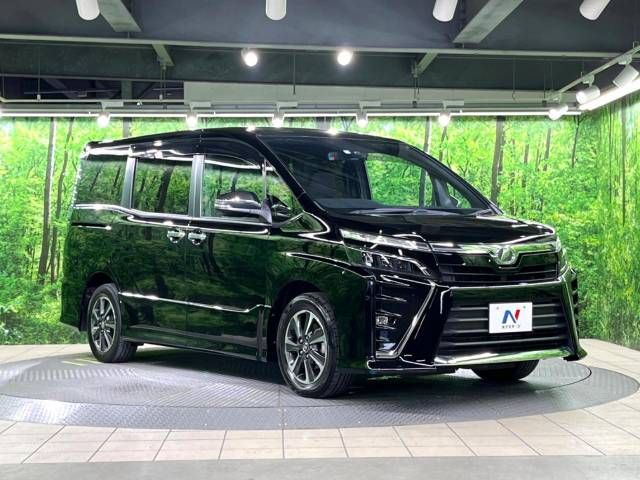 Toyota VOXY 2018-08 188354-17