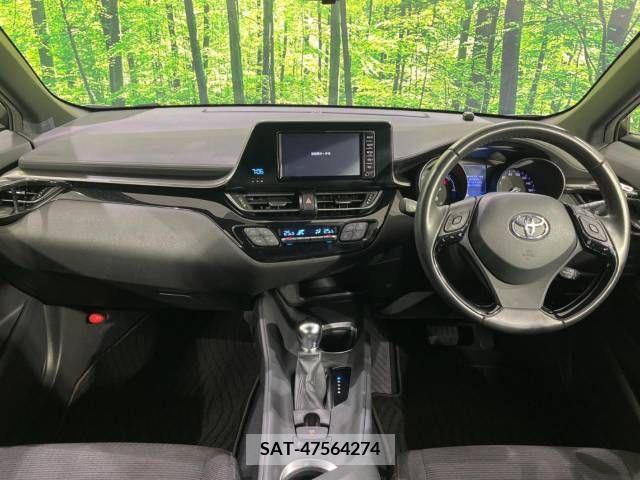 Toyota C-HR 2017-09 357810-1