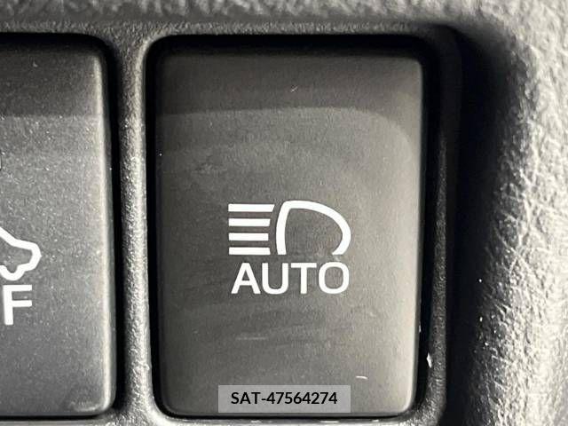 Toyota C-HR 2017-09 357810-7
