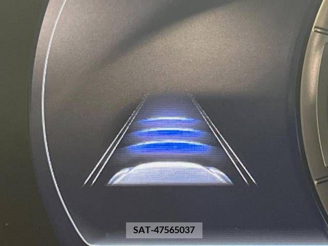 Lexus IS 2021-01 388325-7