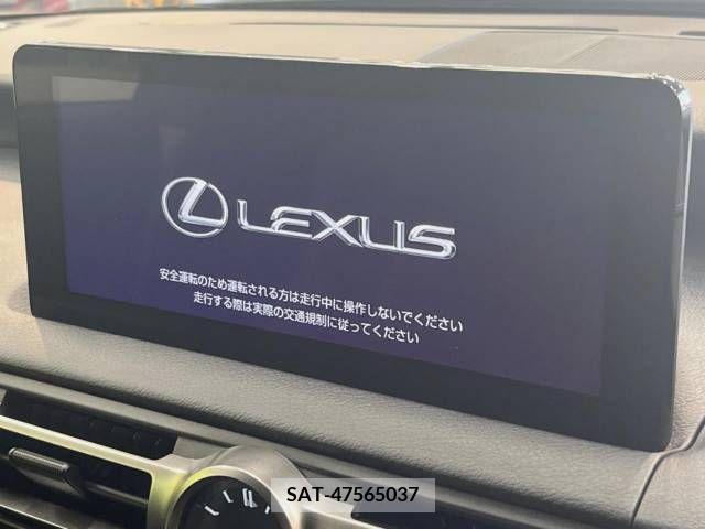 Lexus IS 2021-01 388325-2