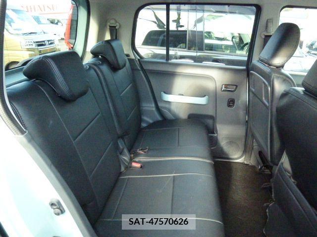 Suzuki HUSTLER 2019-06 273921-6