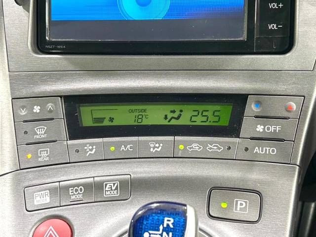 Toyota PRIUS 2014-10 194403-7