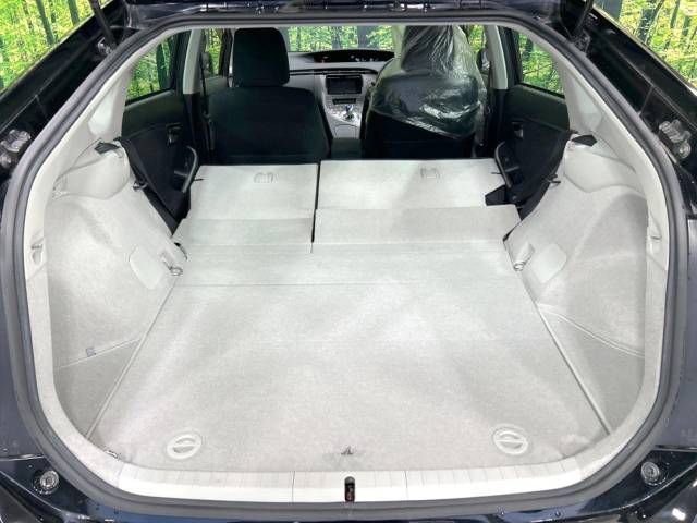 Toyota PRIUS 2014-10 194403-10