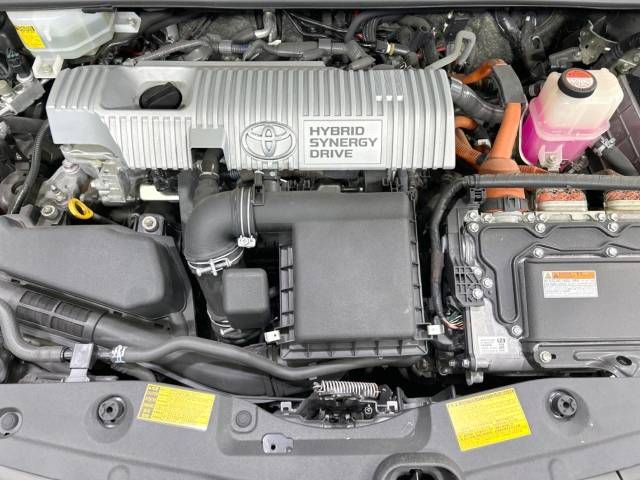 Toyota PRIUS 2014-10 194403-18