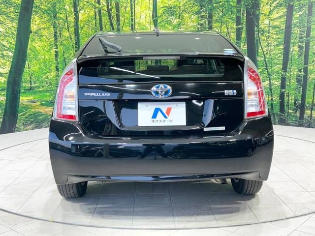 Toyota PRIUS 2014-10 194403-15