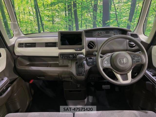 Honda N BOX 2023-02 392598-1