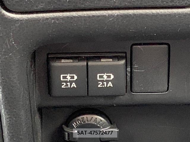 Toyota ESQUIRE 2019-01 217213-19