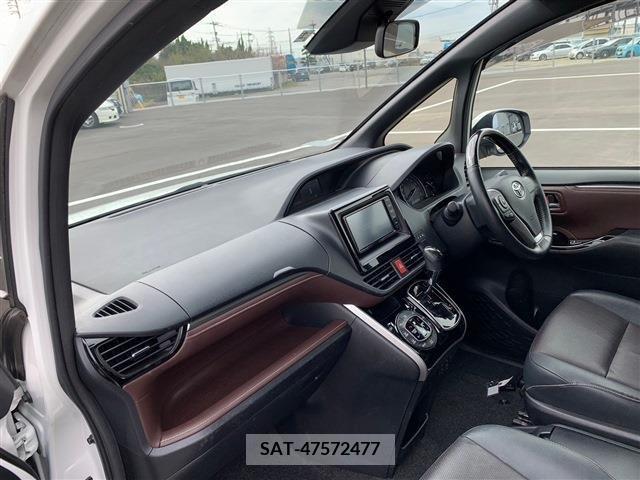 Toyota ESQUIRE 2019-01 217213-13