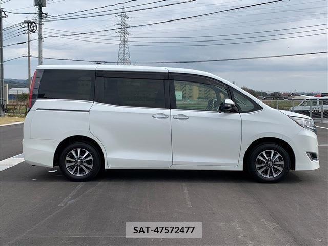 Toyota ESQUIRE 2019-01 217213-12