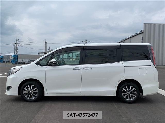 Toyota ESQUIRE 2019-01 217213-8