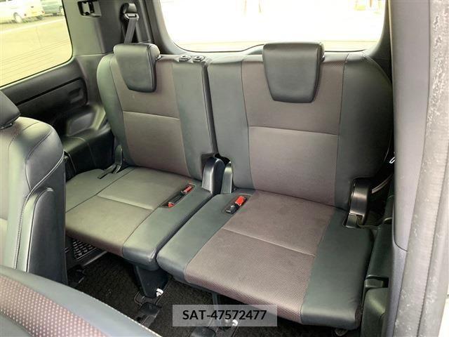 Toyota ESQUIRE 2019-01 217213-4