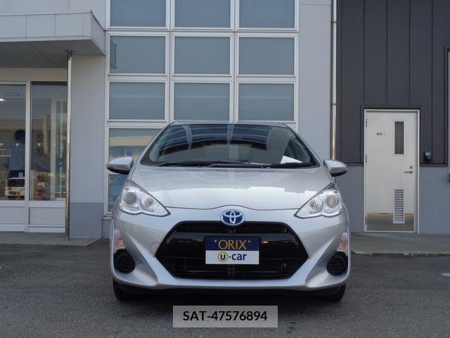Toyota AQUA 2017-03 380881-17