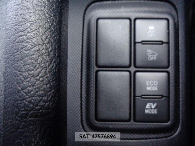 Toyota AQUA 2017-03 380881-25