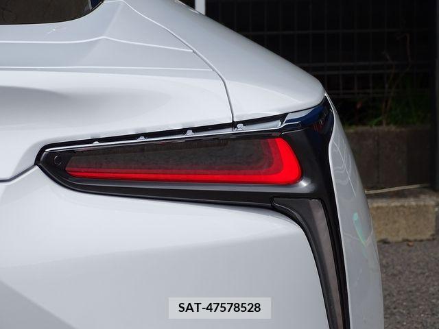 Lexus LC 2018-02 228336-11