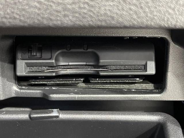 Nissan SERENA 2019-02 17845-8