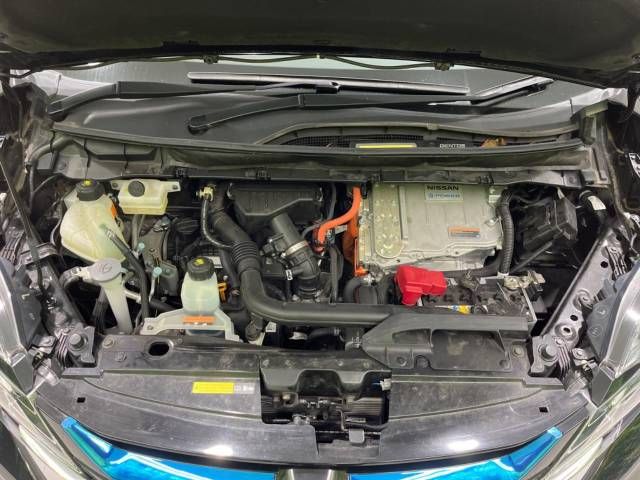Nissan SERENA 2019-02 17845-18