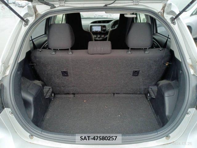 Toyota VITZ 2019-03 224843-2