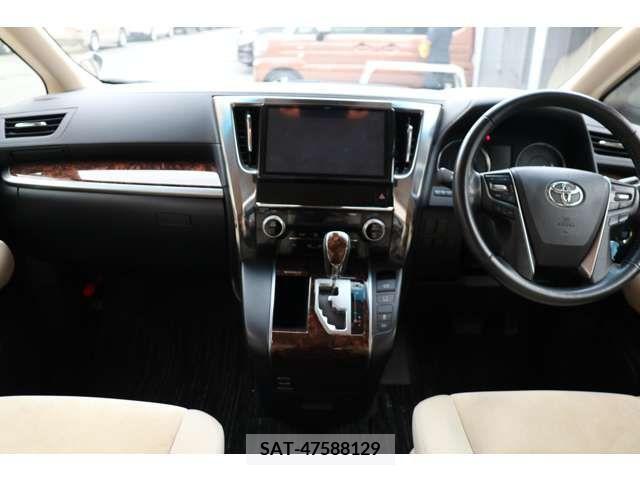 Toyota ALPHARD 2019-01 332664-1