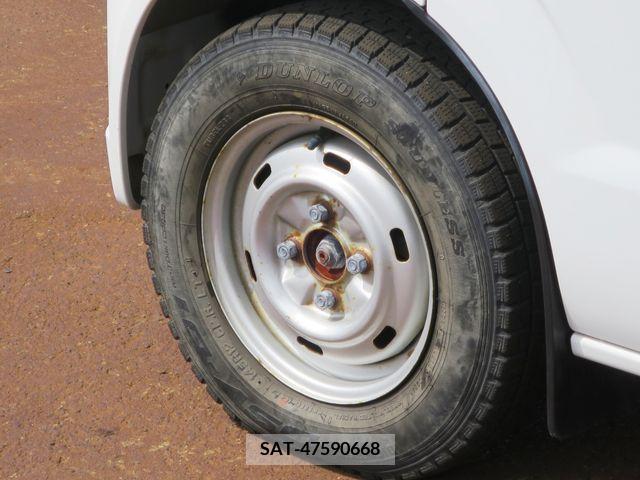 Suzuki EVERY 2013-09 247894-18