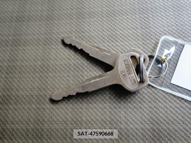 Suzuki EVERY 2013-09 247894-16