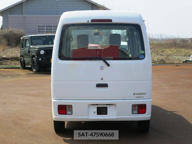 Suzuki EVERY 2013-09 247894-3