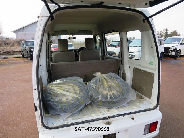 Suzuki EVERY 2013-09 247894-7