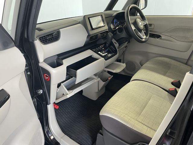 Nissan ROOX 2021-07 7270-16